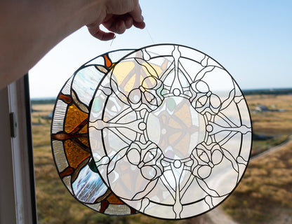 Halloween Skulls Stained Glass Pattern: Round Ornament Suncatcher (PSD, PNG Digital Download)