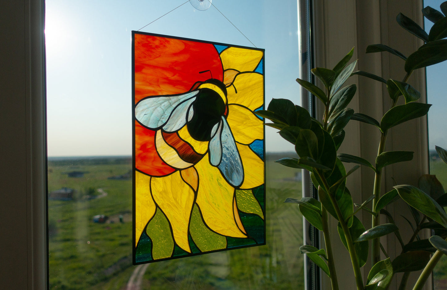 Bee on Sunflower Stained Glass Pattern — Floral DIY Suncatcher Window Panel Template, psd Download
